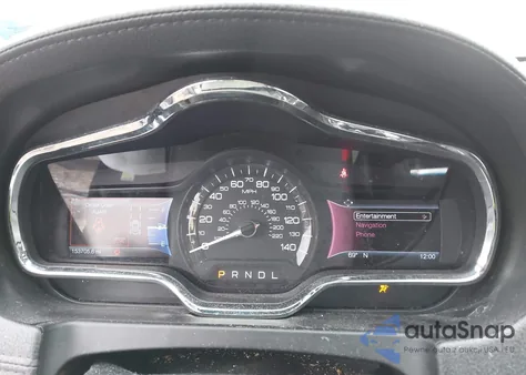 2017 Lincoln Mkt Livery z USA, uszkodzony, nr VIN 2LMHJ5NK9HBL00413